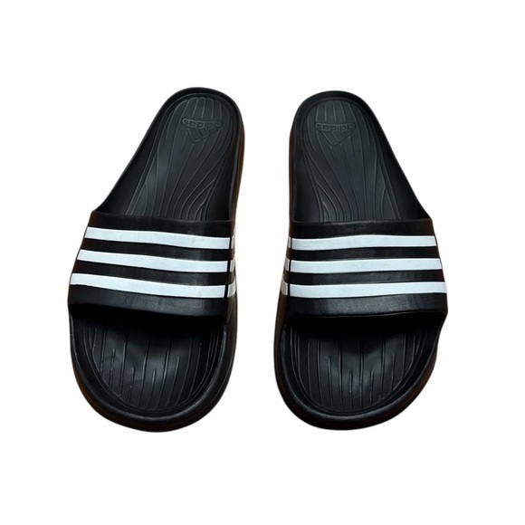 NEW, Adidas, Women’s Adilette Aqua Slides, Black & White, Size 9 ☀️ - Picture 4 of 8